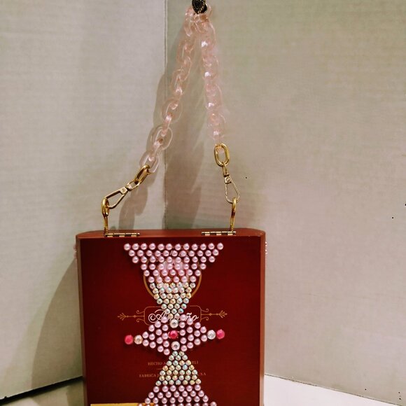 Suenos de Saundra Upcycled Collection, Red Antano Cigar Box Purse - Picture 2 of 14